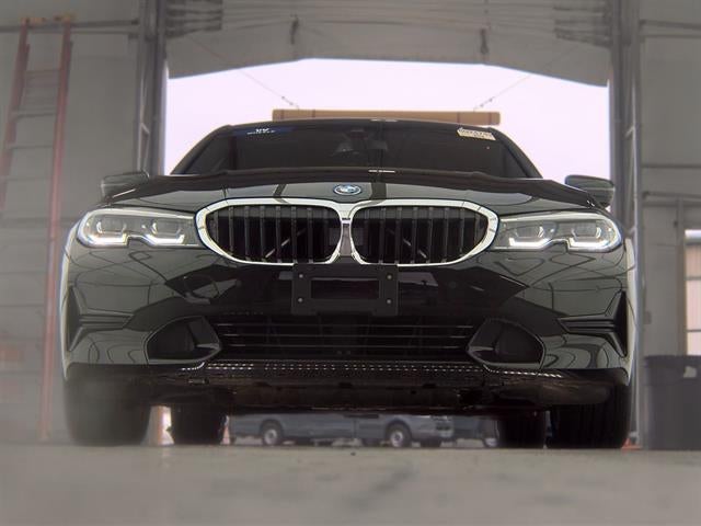bmw 3 series 2022 3MW5P9J02N8C59944 image bmw 3 series 2022 3MW5P9J02N8C59944 image